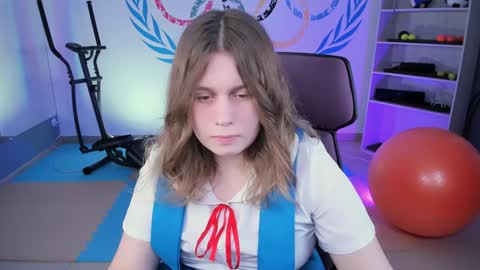 Snapshot of fioramarmoris chatting on 01/24/25, 12:10 fiora online show from 01/24/25, 12:10