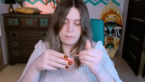 Snapshot of fioramarmoris chatting on 02/14/25, 12:36 fiora online show from 02/14/25, 12:36