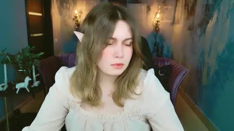 Snapshot of fioramarmoris chatting on 02/23/25, 11:22 fiora online show from 02/23/25, 11:22