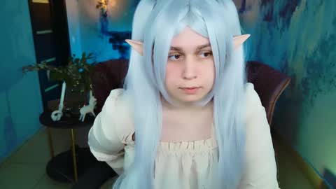 Snapshot of fioramarmoris chatting on 02/26/25, 04:14 fiora online show from 02/26/25, 04:14