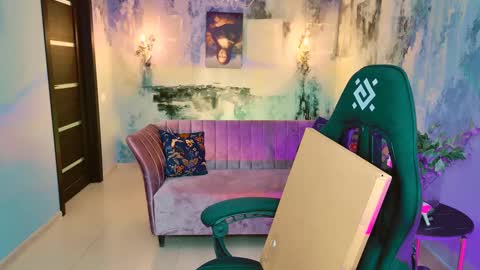 Snapshot of fioramarmoris chatting on 03/06/25, 02:08 fiora online show from 03/06/25, 02:08