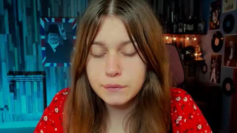 Snapshot of fioramarmoris chatting on 09/14/25, 06:01 fiora online show from 09/14/25, 06:01