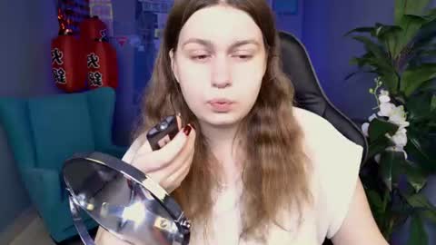 Snapshot of fioramarmoris chatting on 07/20/26, 06:17 fiora online show from 07/20/26, 06:17