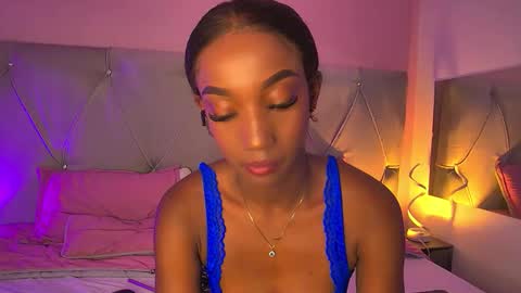 Fiorela Lenin  online show from 03/17/26, 06:44