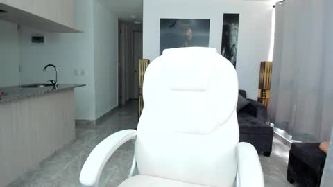 fiore   online show from 03/12/25, 10:07