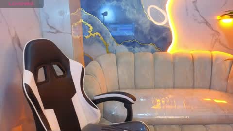 Online 800 to 1400 online show from 04/14/26, 12:33