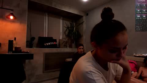 fire___fox1 online show from 12/15/24, 06:48