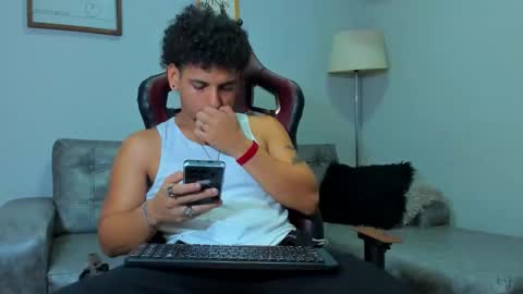 Snapshot of fire_boy69 chatting on 12/17/25, 04:24 fire_boy69 online show from 12/17/25, 04:24