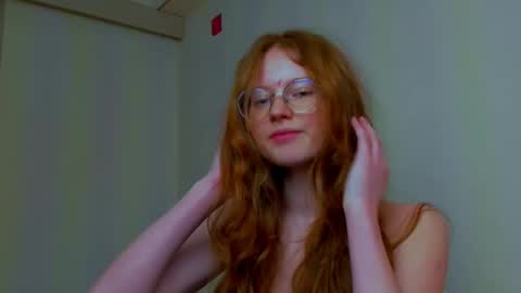 fire_luna online show from 03/04/26, 07:36