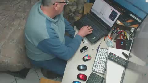 firenze126 online show from 02/04/25, 04:59