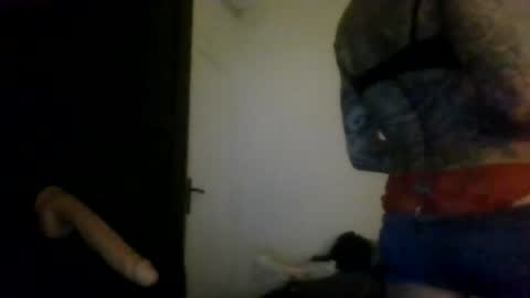 Snapshot of firesexybcn chatting on 08/03/26, 05:39 Sindy Cross online show from 08/03/26, 05:39