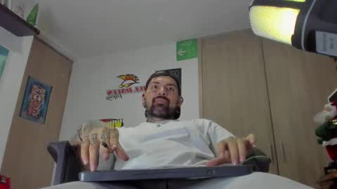 fisherrman666 online show from 12/17/25, 02:17