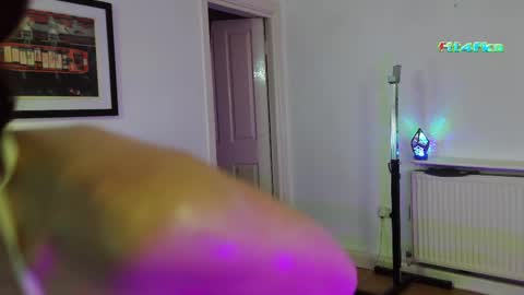 Fit 4 Fkn online show from 02/10/25, 08:00