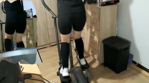 FitAura online show from 04/29/26, 04:27