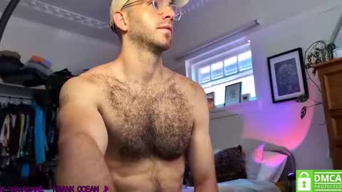 Snapshot of fitfinn_ chatting on 10/07/25, 11:46 finn online show from 10/07/25, 11:46