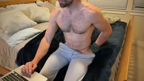 fitfunweird online show from 12/03/25, 01:35