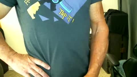 fitguy40 online show from 11/13/25, 07:57