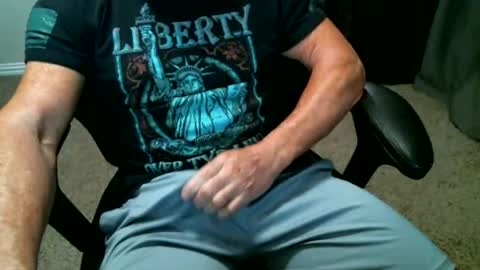 fitguy40 online show from 05/19/26, 02:51