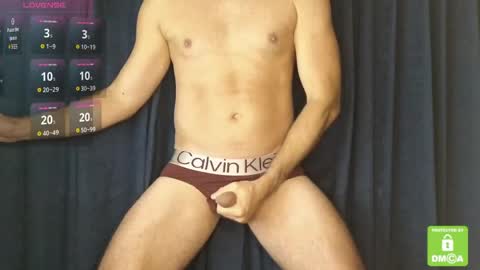 fitguy_84 online show from 03/28/26, 11:04