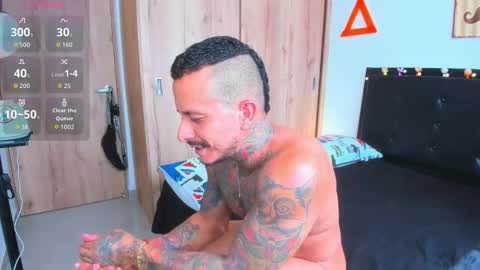 Elias Valencia online show from 11/10/25, 03:33