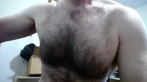 Snapshot of fitshow75 chatting on 09/27/25, 11:37  Links in Bio below online show from 09/27/25, 11:37