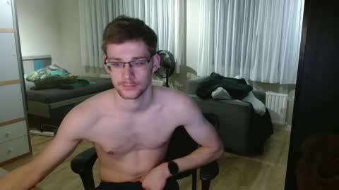 Snapshot of fitwhiteboy01 chatting on 11/15/25, 07:10 Fitwhiteboy01 online show from 11/15/25, 07:10