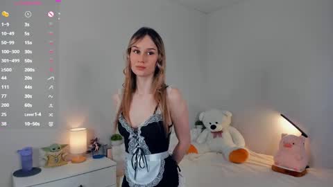 Kira online show from 04/21/26, 02:37