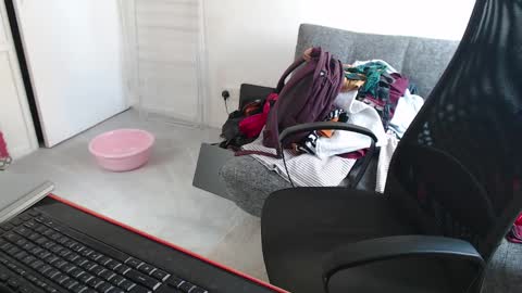Snapshot of fizz6572 chatting on 03/08/25, 12:52 fizz6572 online show from 03/08/25, 12:52
