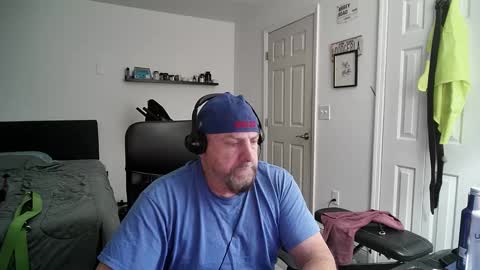 Snapshot of flaguy3233 chatting on 01/20/25, 03:59 Florida guy online show from 01/20/25, 03:59