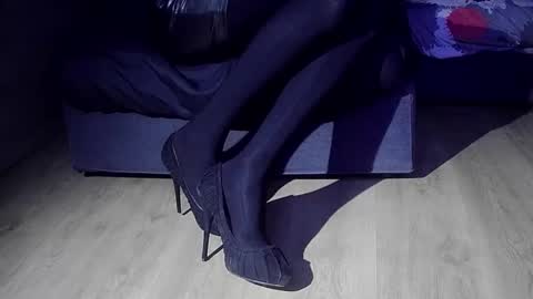 flakoyflaki online show from 10/17/25, 08:33