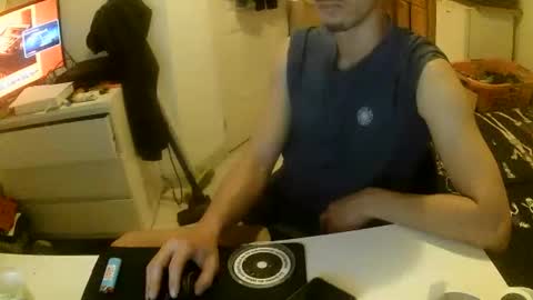 flash6969690 online show from 12/14/25, 10:58