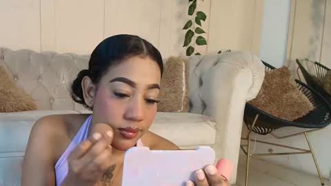 Flavia online show from 12/04/25, 07:22