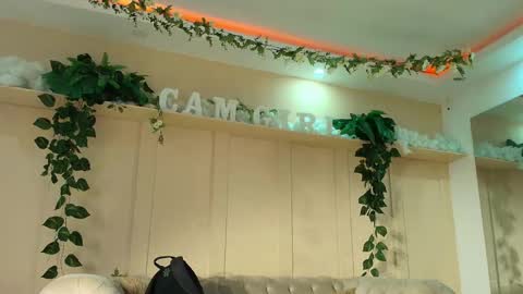 Flavia online show from 05/21/26, 12:01