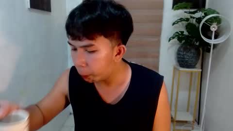 fletcher_dior23 online show from 11/25/25, 07:08