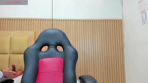   FLEUR   online show from 02/11/26, 01:38