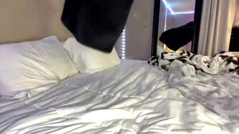 Snapshot of flexyroxxxy chatting on 03/07/25, 01:42 Roxy online show from 03/07/25, 01:42