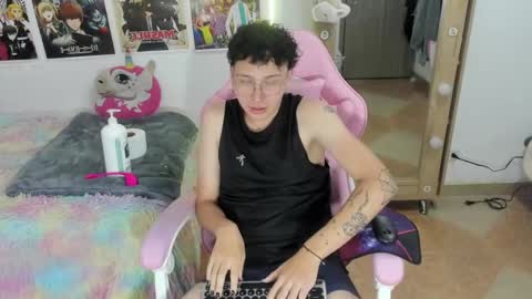fli_uwu24 online show from 01/13/25, 06:06