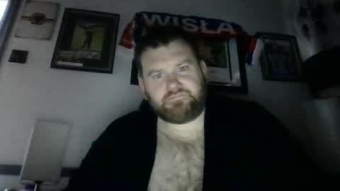 Snapshot of flightdude12 chatting on 11/23/25, 02:28 flightdude12 online show from 11/23/25, 02:28