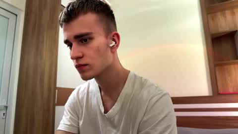 flikyy online show from 02/04/26, 07:25