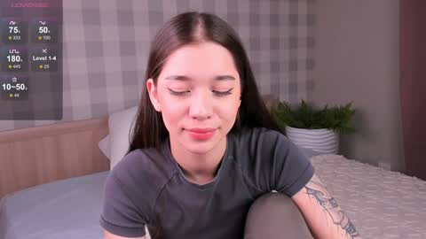 Emely  online show from 01/18/25, 11:11