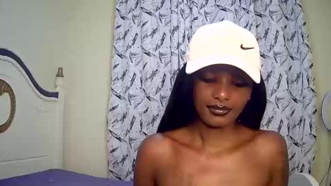 Snapshot of flirtyy_sheery chatting on 02/20/25, 10:48 sheery online show from 02/20/25, 10:48