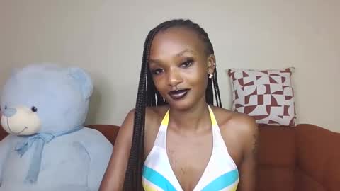 Snapshot of flirtyy_sheery chatting on 12/15/25, 03:05 sheery online show from 12/15/25, 03:05