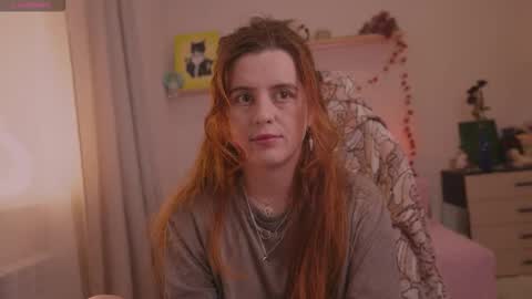 Eliza online show from 11/28/25, 01:36