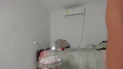    online show from 02/24/25, 02:08