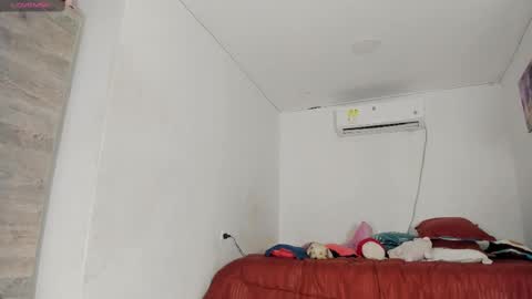    online show from 10/02/25, 06:31