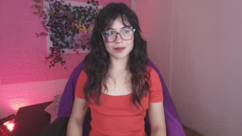 flora_blue online show from 09/21/25, 06:42