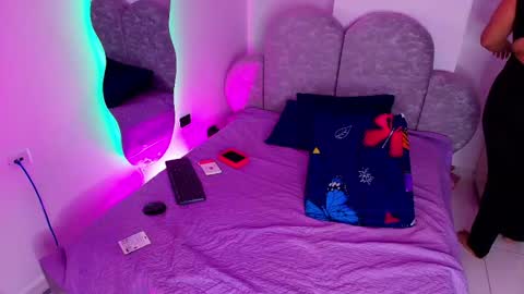 Flordecayena  online show from 06/08/26, 03:07
