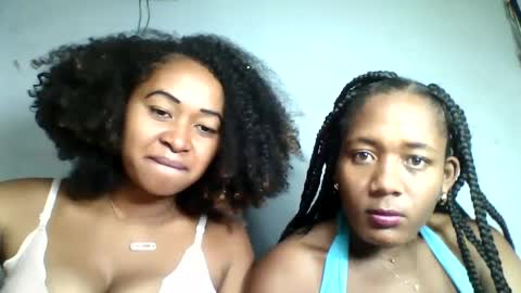 florencia011 online show from 02/17/25, 04:37