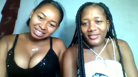 florencia011 online show from 02/22/25, 01:11