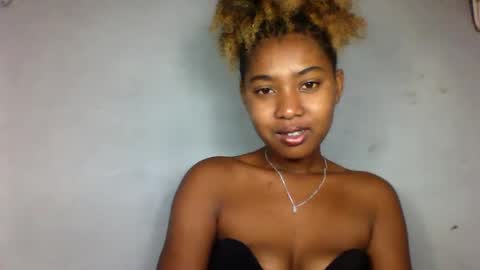 florencia011 online show from 03/09/25, 09:24